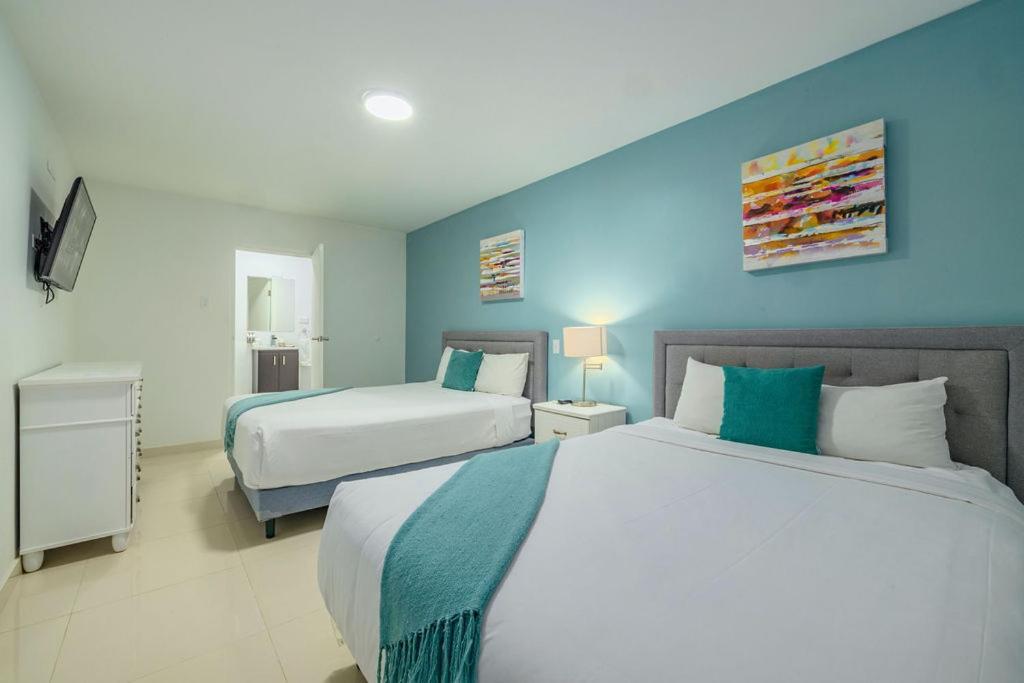 Koyari Modern Condos 9Br 7Ba Sleeps 26 W/ Pool And Roof Deck Palm Beach Exterior foto